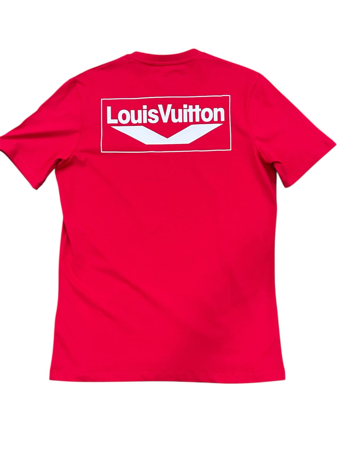 T-SHIRT ESTILO "LV"