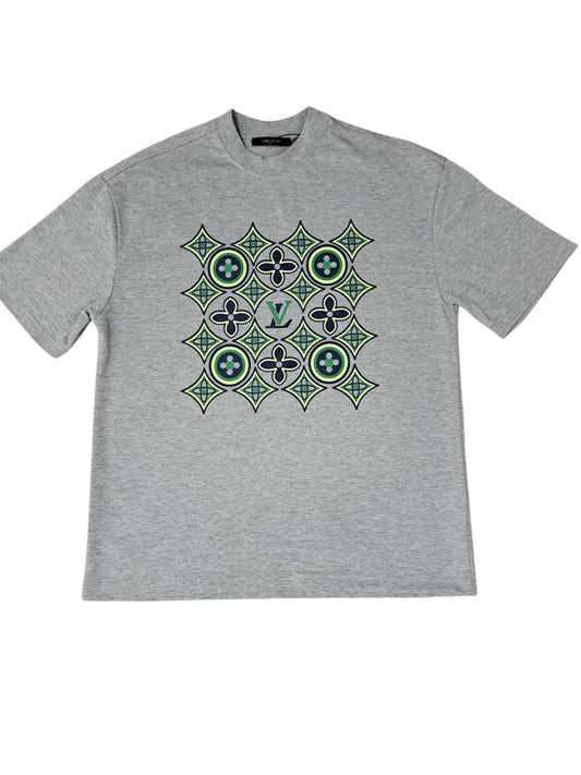 T-SHIRT ESTILO "LV"