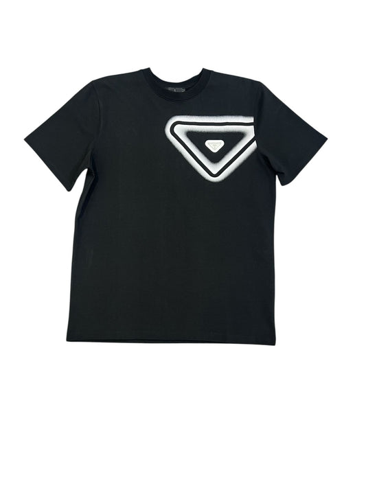 T-SHIRT ESTILO "PRADA"